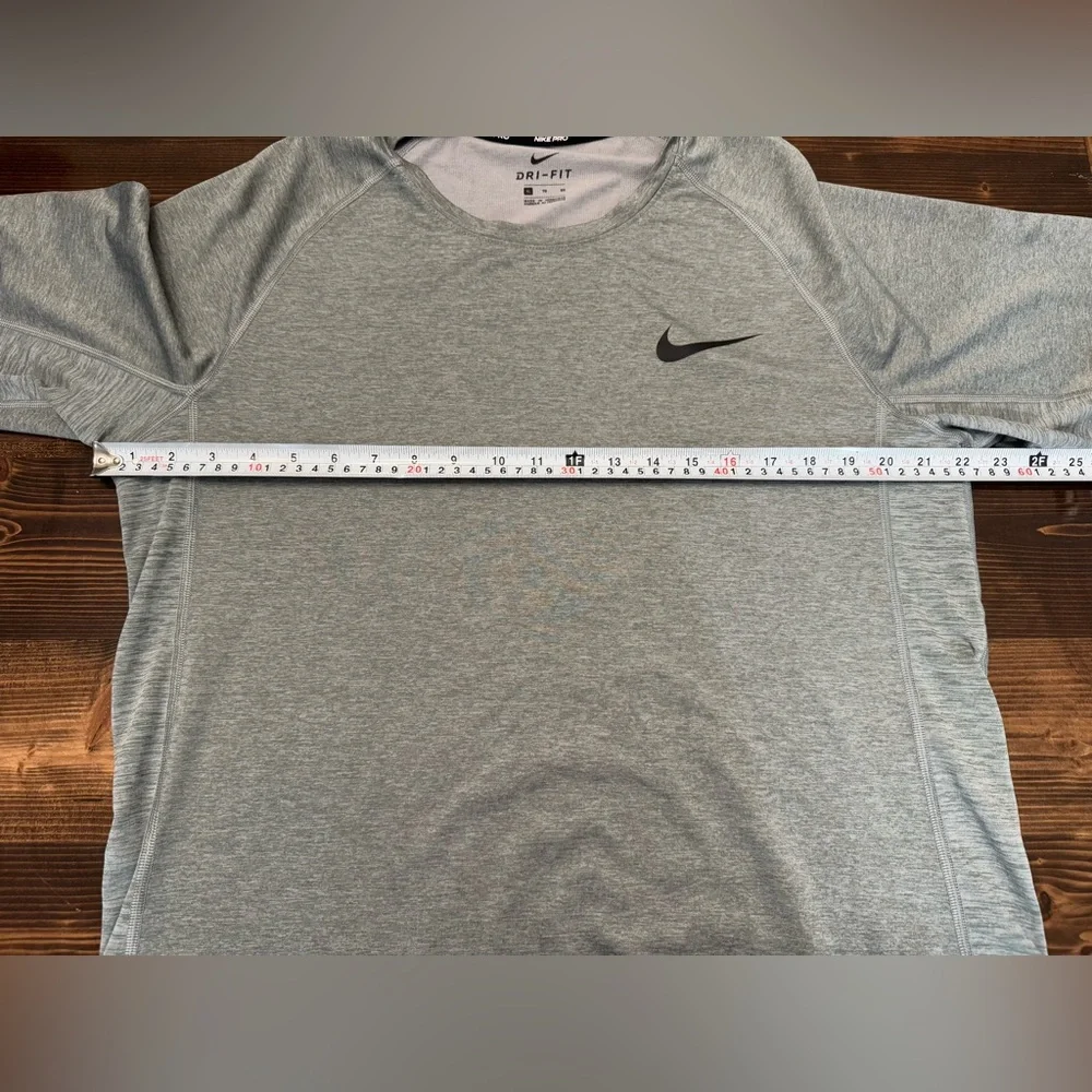 Nike Men's Gray Nike Pro Dri-FIT Shirt‎ Size XL